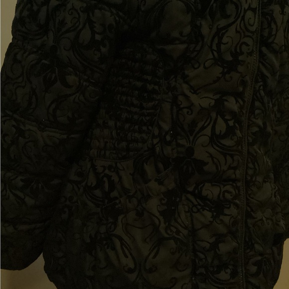 Black brocade-like jacket - Picture 3 of 8